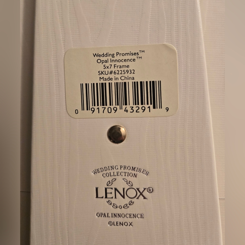 NIB, Lenox Opal Innocence Pattern Photo Frame, Sz. 5 X 7 - Picture 6 of 8